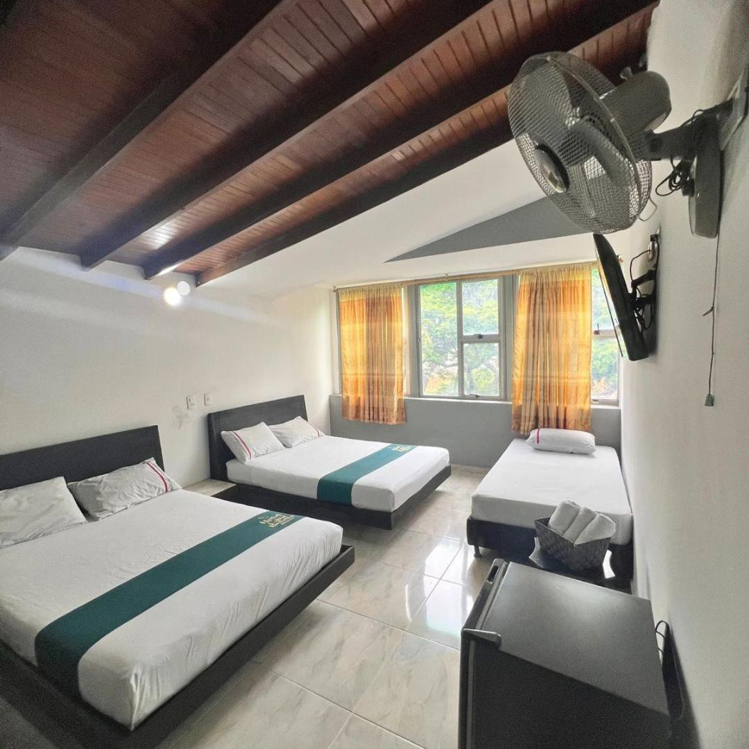 Hotel Casa Botero Medellín Buitenkant foto