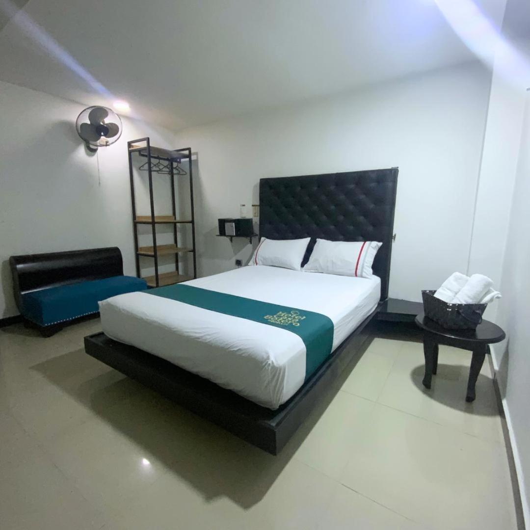 Hotel Casa Botero Medellín Buitenkant foto